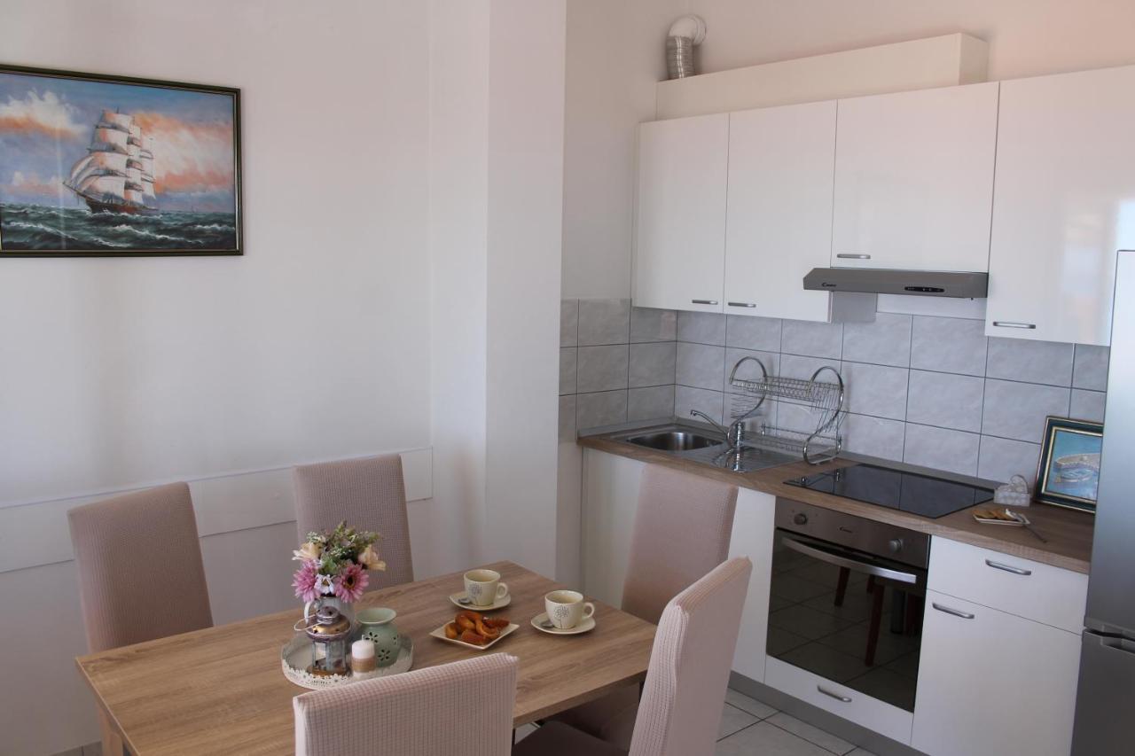 Apartman Gaby Makarska Exterior foto